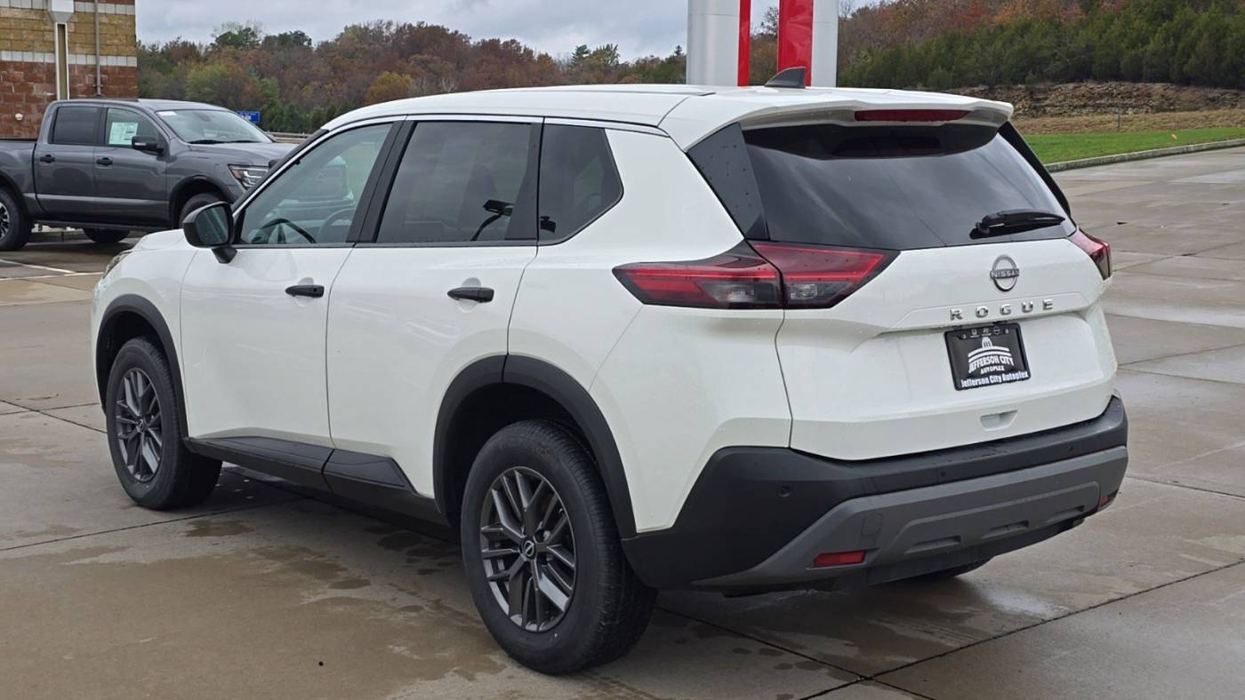 2023 nissan rogue s
