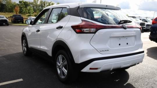 2022 nissan kicks s