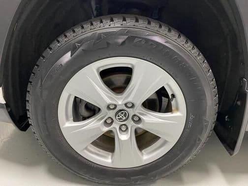 2021 toyota rav4 xle in syracuse, new york