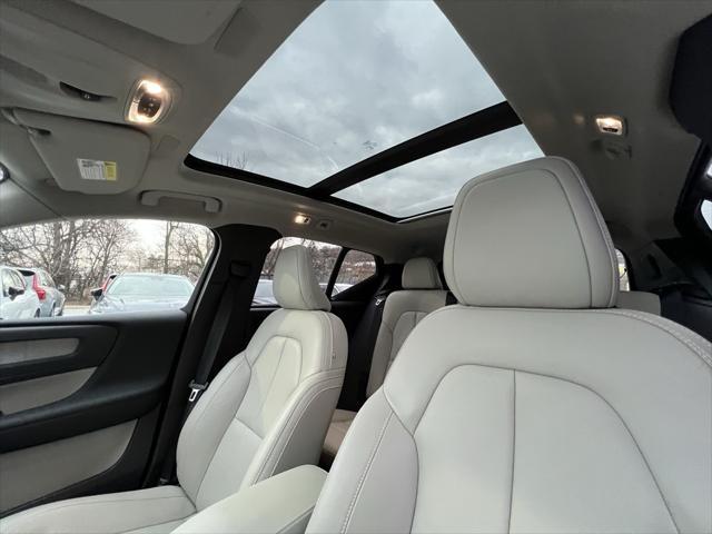 2021 volvo xc40 t mulliner