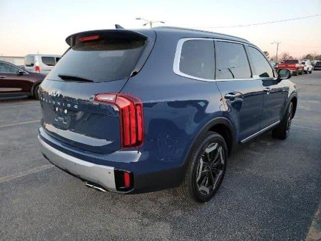 2024 kia telluride s in wood river, illinois