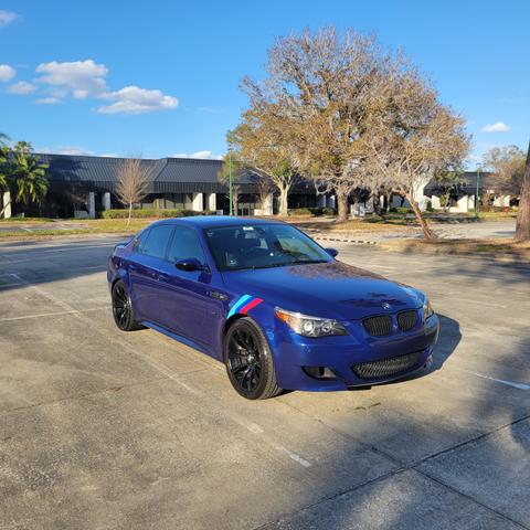 2006 bmw m5 base