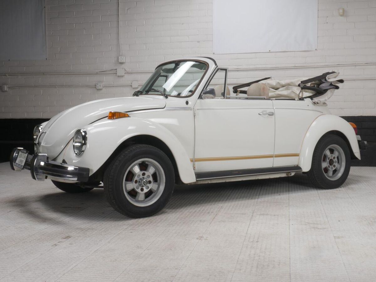 1977 volkswagen super beetle convertible