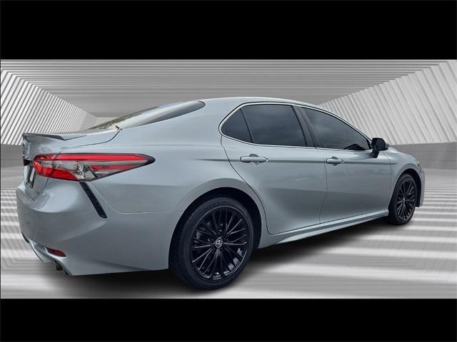 2018 toyota camry se