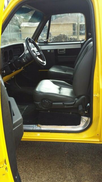 1987 chevy truck r-10