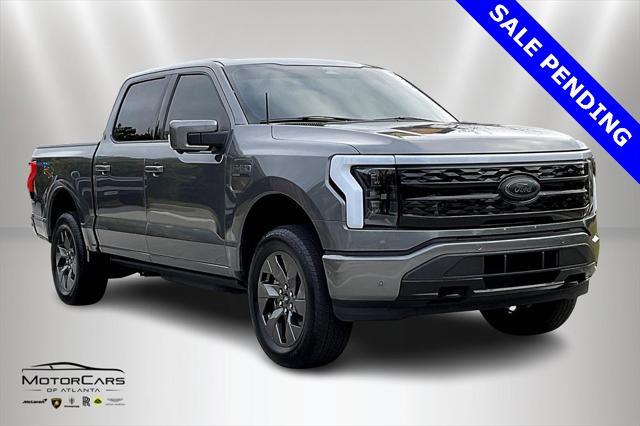 2022 ford f-150 lightning lariat