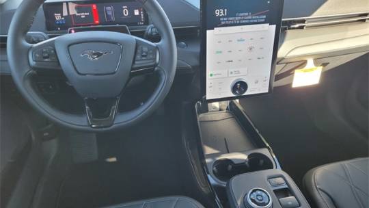 2024 Ford Mustang Mach-E