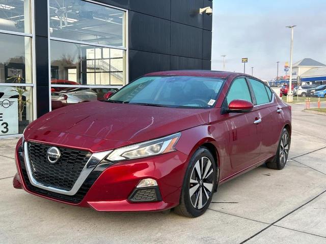 2022 nissan altima 2.5 sv