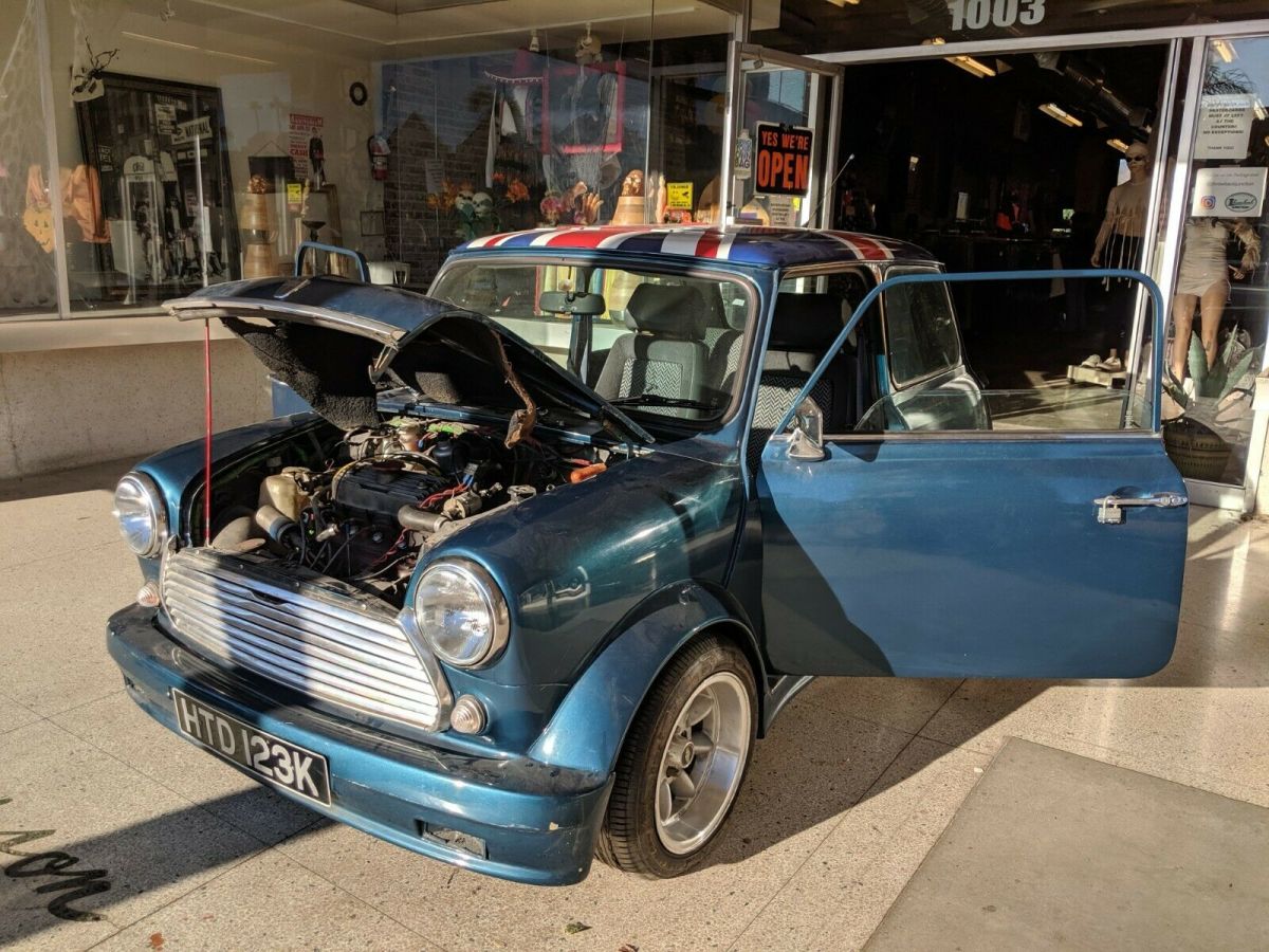 classic 1971 austin mini cooper 1275gt engine