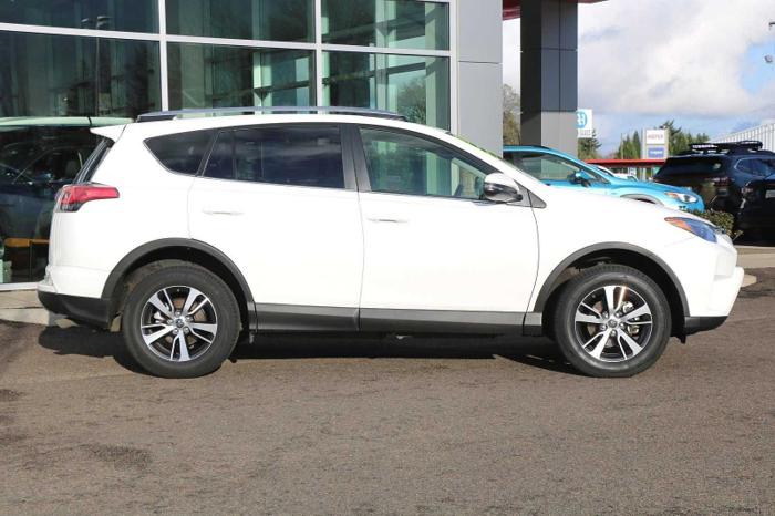 used 2017 toyota rav4 awd xle corvallis, or 97330 for sale in adair village, oregon