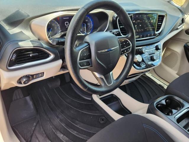 2021 chrysler pacifica touring