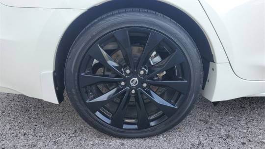 2022 Nissan Maxima sr