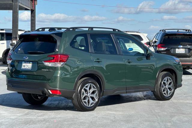 2024 subaru forester premium
