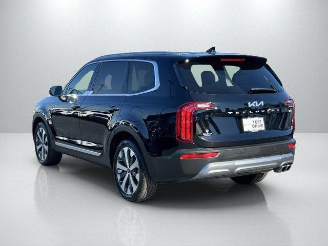 2022 kia telluride s