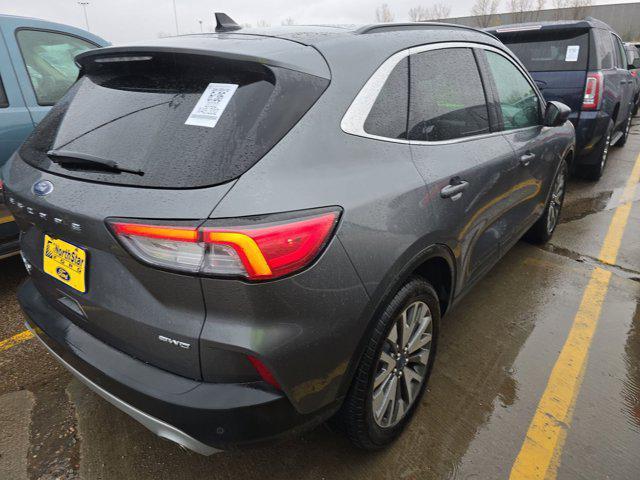 2022 ford escape titanium