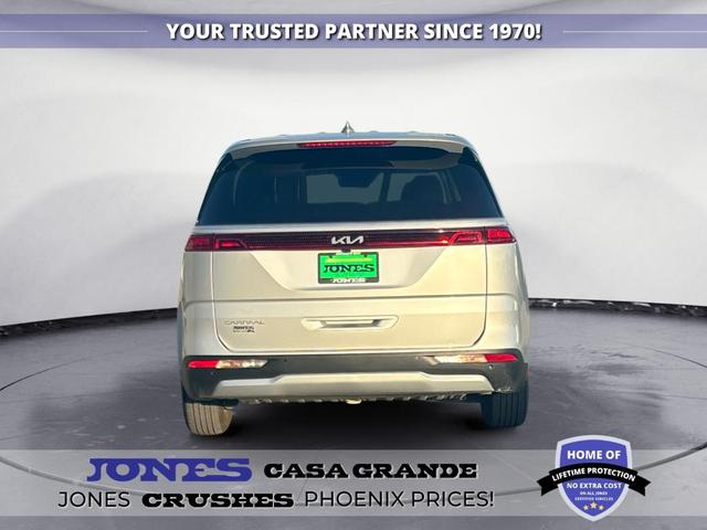 2023 kia carnival lx