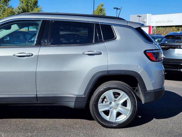 2022 jeep compass latitude