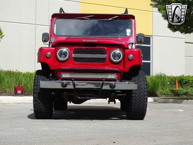 1972 nissan patrol in o'fallon, illinois