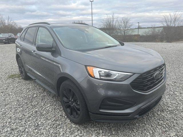 2022 ford edge se