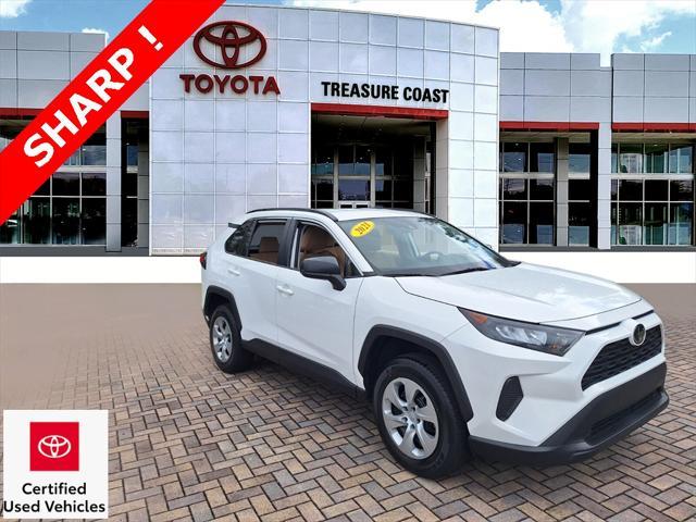 2021 toyota rav4 le