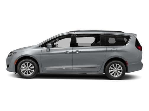 2017 chrysler pacifica touring-l in branford, connecticut