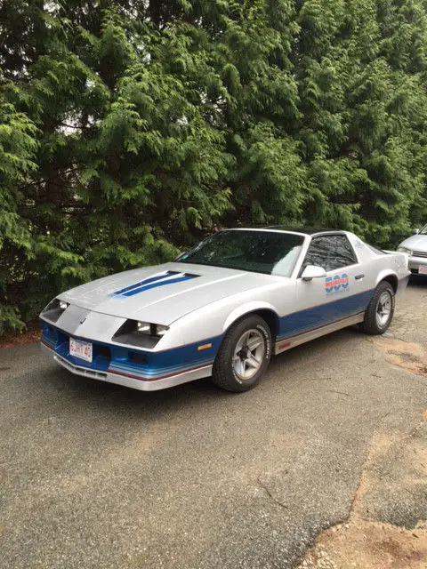 1982 camaro z28 pace car, 95k miles, special collectible car