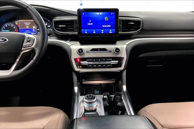 2021 ford explorer xlt