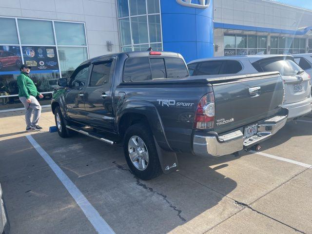 2014 toyota tacoma base