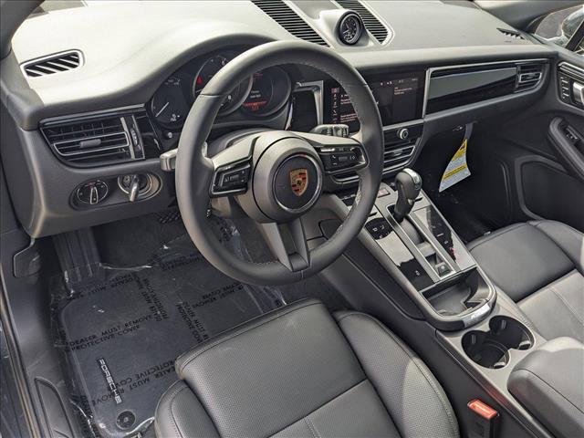 2024 porsche macan base