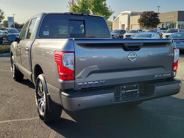 2021 nissan titan sv