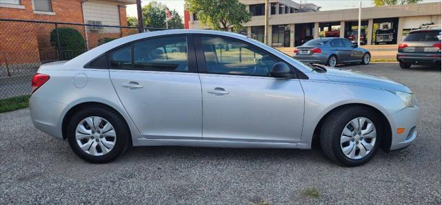 2013 chevrolet cruze ls
