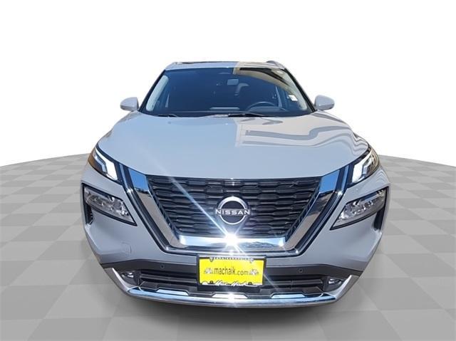 2022 nissan rogue platinum
