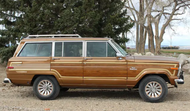 1986 jeep grand wagoneer woody 4x4
