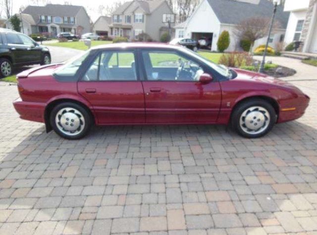 1992 saturn s-series 23,500 original miles