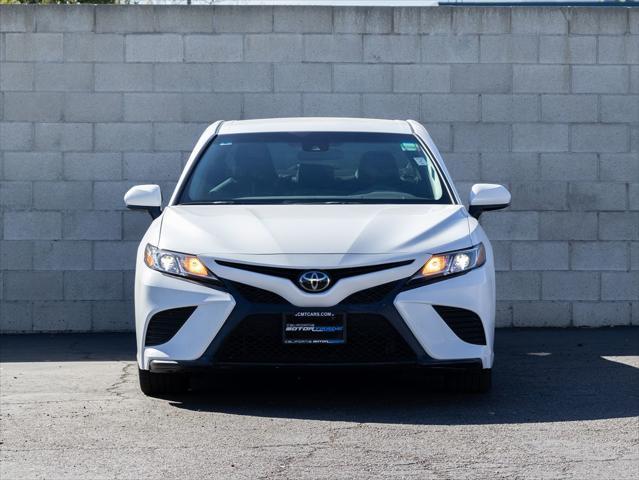 2018 toyota camry se