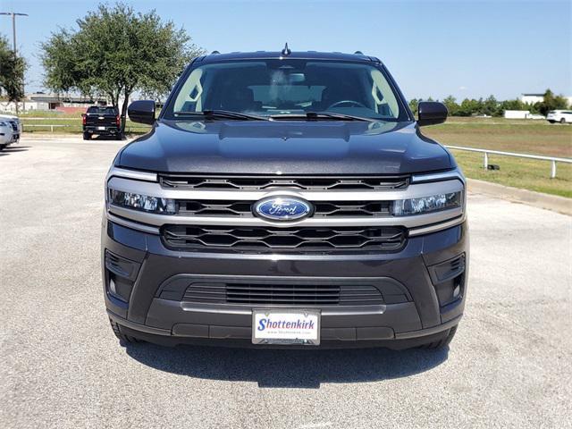 2022 ford expedition xlt