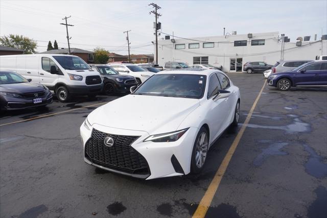 2021 lexus is 300 base