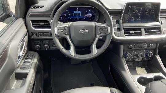 new 2024 chevrolet suburban z71 4wd