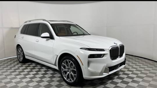 2025 BMW X7