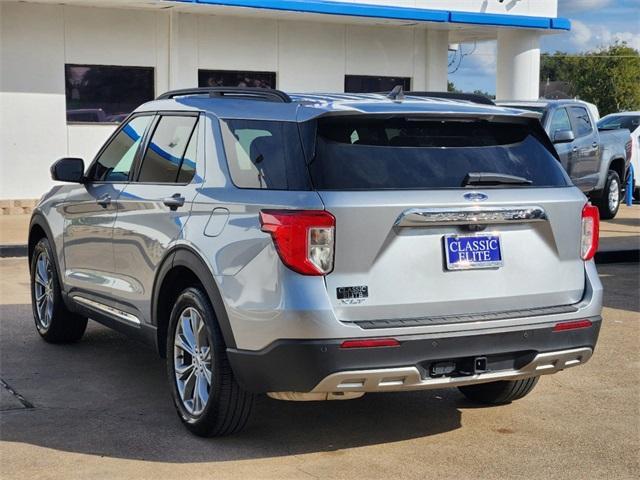 2023 ford explorer xlt