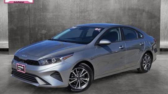 2022 kia forte lxs