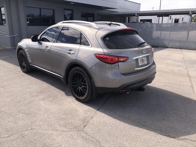 2010 infiniti fx35 base