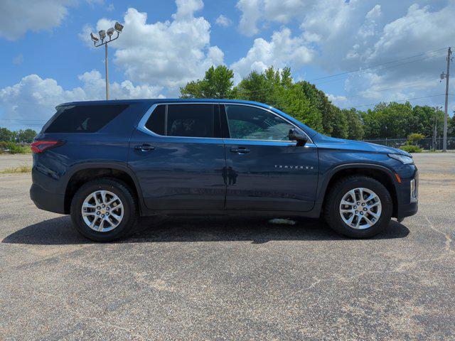2022 chevrolet traverse ls