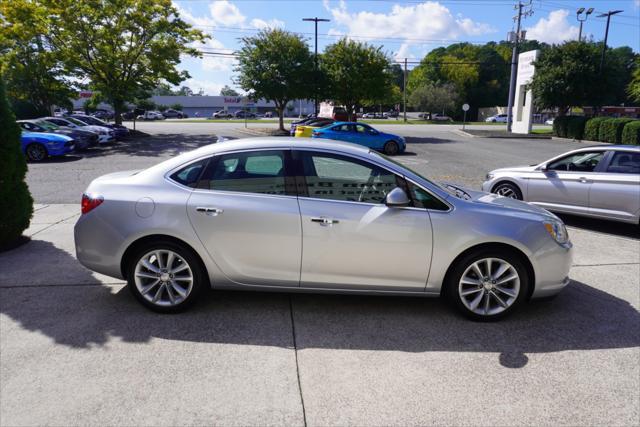 2012 buick verano base