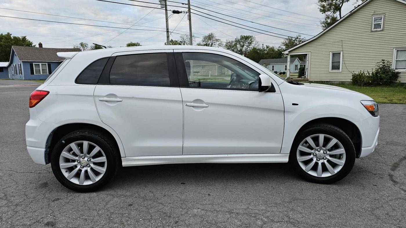 2011 mitsubishi outlander sport se