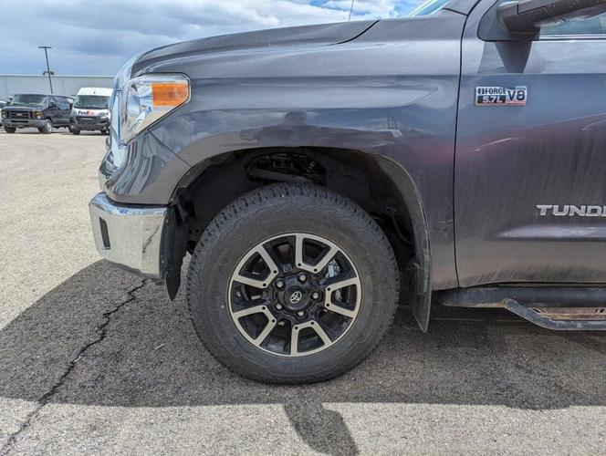 2016 toyota tundra 4wd truck in bar nunn, wyoming