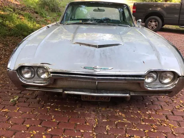 classic car needs a new home