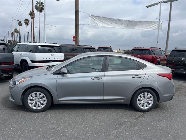 2021 hyundai accent se