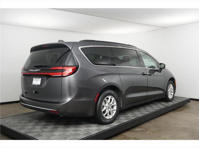 2022 chrysler pacifica touring l