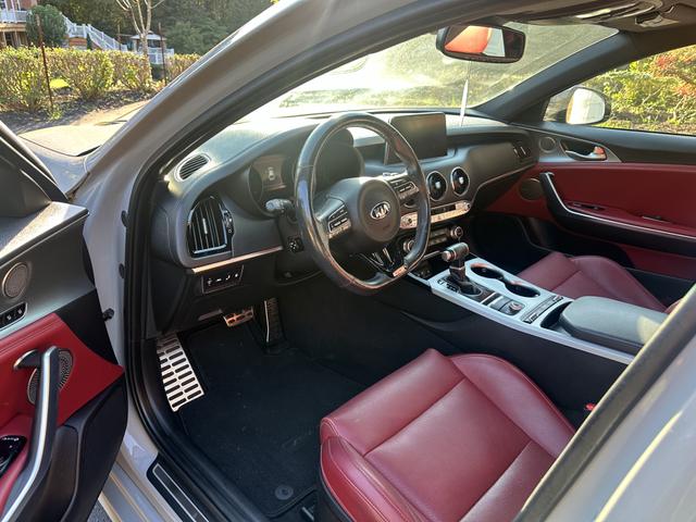 2019 kia stinger gt1